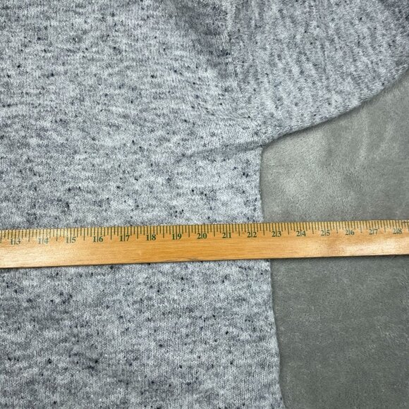 Well Worn Womens Gray Knit Sweater L Soft Acrylic Blend Long NWT 6594 - Picture 7 of 8